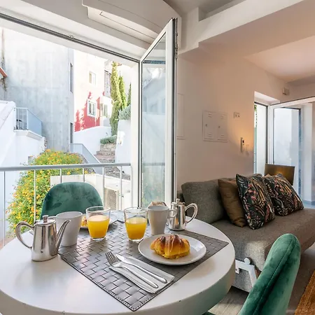 Apartment Portas Do Ceu Lisbon